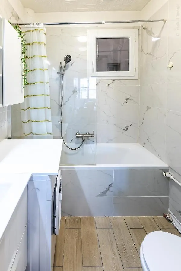 Апартаменты Charmant Studio Paris 17E Pres De Palais De Congres Et Porte Maillot